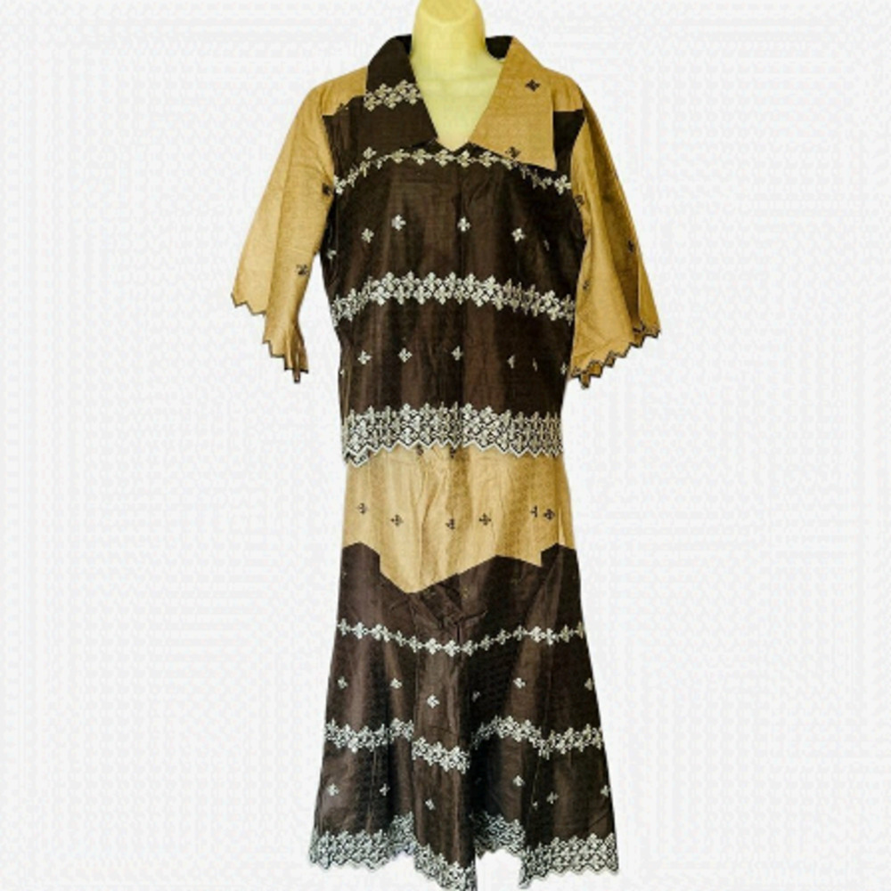 Damask print embroidered collar Skirt and Blouse Set. size large